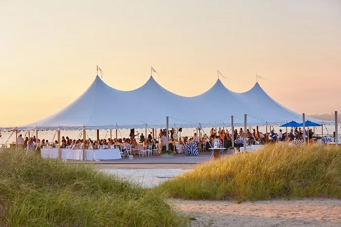 Beach Outdoor Events Made Easy: The Benefits Of Using Beach Tents